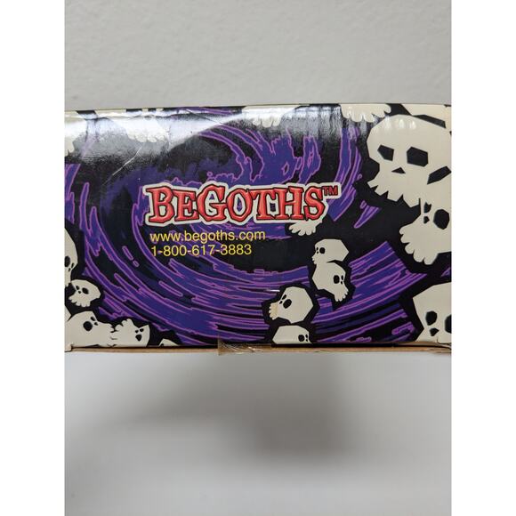 BeGoths Collectible Bleeding Edge “Delilah Blackheart” Doll - Series 5 NIB - Picture 11 of 11